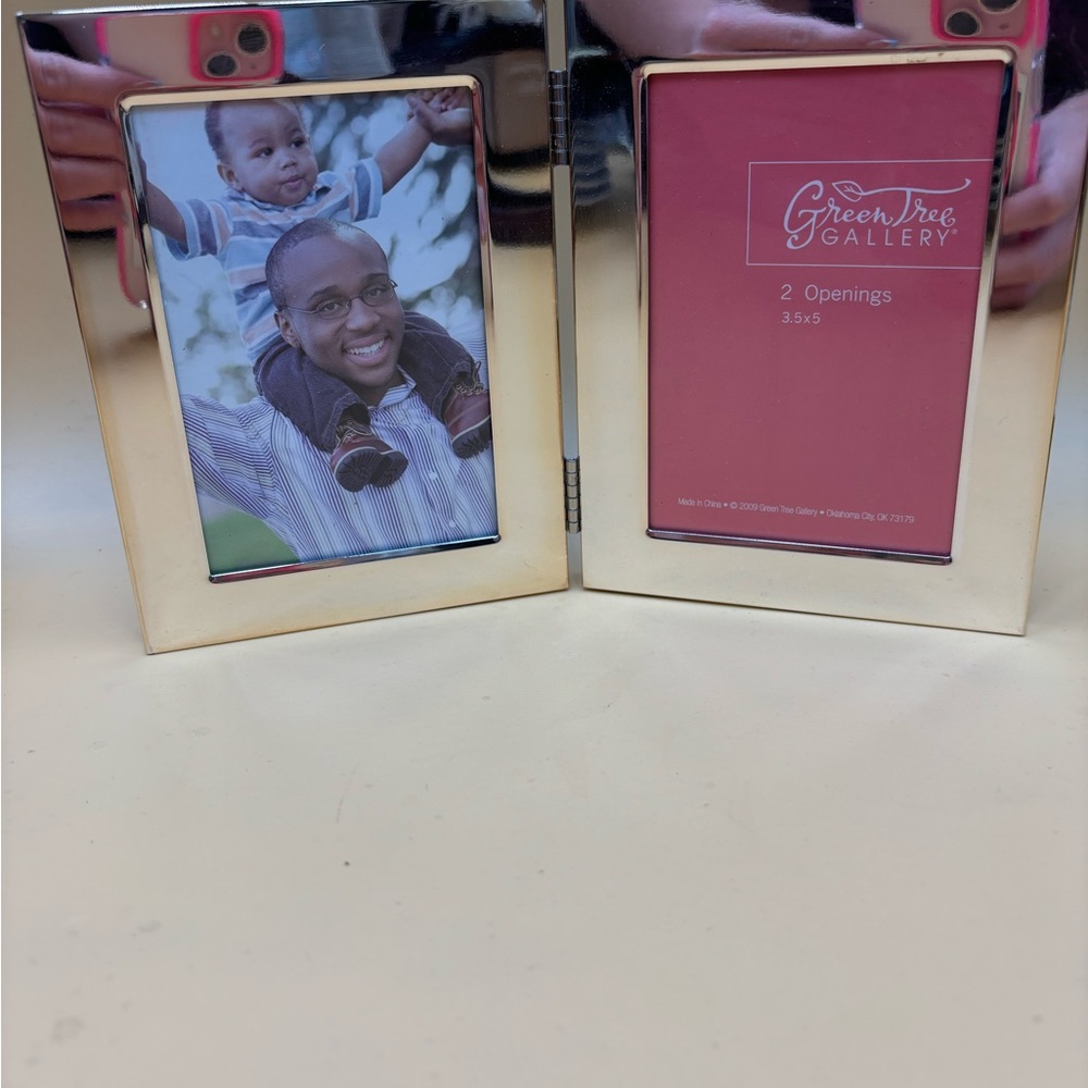 Vintage green tree galleries double picture frame - Picture 3 of 7